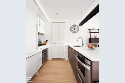 34 N 7th Street #8P, New York City, NY 11249 - Photo 1