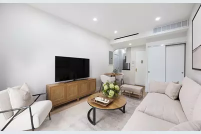 6 W 71st Street #4B, New York City, NY 10023 - Photo 1