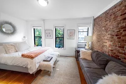 236 E 78th Street #4B, New York City, NY 10075 - Photo 1