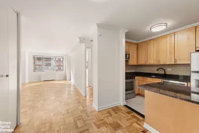 300 E 40th Street #12P, New York City, NY 10016 - Photo 1