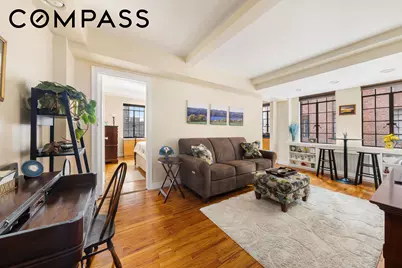 333 E 43rd Street #906, New York City, NY 10017 - Photo 1