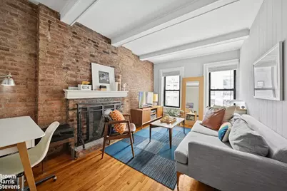 134 W 71st Street #10, New York City, NY 10023 - Photo 1