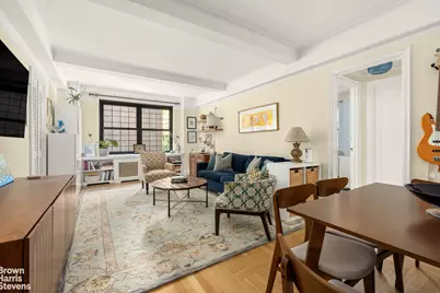 245 E 72nd Street #2G, New York City, NY 10021 - Photo 1