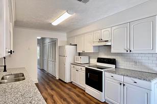 407 W College St, Whiteville, NC 28472 - Photo 11