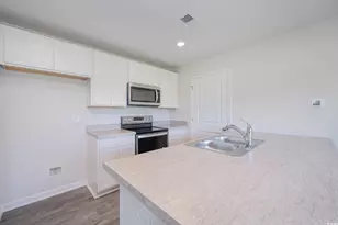 244 Ashworth Dr, Tabor City, NC 28463 - Photo 5