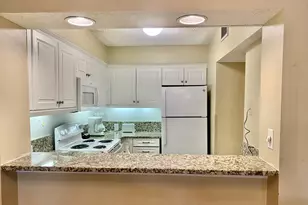 410 Melrose Pl, Myrtle Beach, SC 29572 - Photo 13