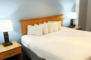 2201 S Ocean Blvd, Myrtle Beach, SC 29577 - Photo 11