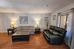 410 Melrose Pl, Myrtle Beach, SC 29572 - Photo 9