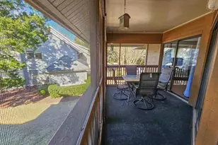 410 Melrose Pl, Myrtle Beach, SC 29572 - Photo 5