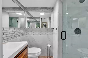 1012 N Waccamaw Dr, Murrells Inlet, SC 29576 - Photo 9