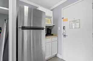 1207 Ocean Blvd S, Myrtle Beach, SC 29577 - Photo 5