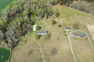 1130 Buck Swamp Rd, Fork, SC 29543 - Photo 35