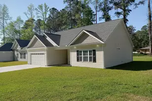 525 Vineland Dr, Whiteville, NC 28472 - Photo 3