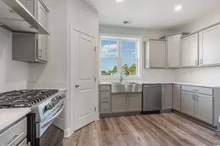 61 Yale Pl, Pawleys Island, SC 29585 - Photo 5