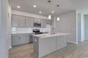 245 NW Mayflower Dr, Calabash, NC 28467 - Photo 7