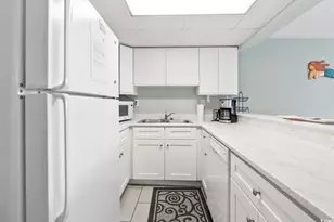 201 74th Ave N, Myrtle Beach, SC 29572 - Photo 9