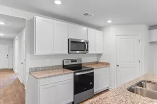 572 Woodland Farms Cir, Aynor, SC 29511 - Photo 7