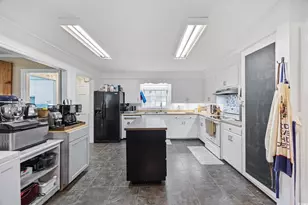 300 Crescent Dr, Conway, SC 29526 - Photo 13