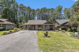 137 Hickory Dr, Conway, SC 29526 - Photo 3