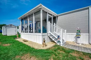 1527 Gardenia Ave, North Myrtle Beach, SC 29582 - Photo 17