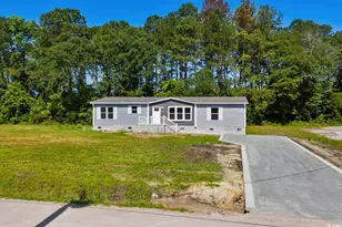 1126 Amanda Ln, Loris, SC 29569 - Photo 3