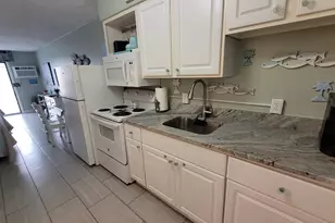 1207 S Ocean Blvd, Myrtle Beach, SC 29577 - Photo 7