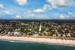 186 Parker Dr, Pawleys Island, SC 29585 - Photo 5