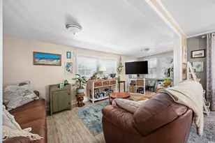 817 Wayne St, North Myrtle Beach, SC 29582 - Photo 7