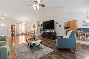 188 Governors Loop, Myrtle Beach, SC 29588 - Photo 5