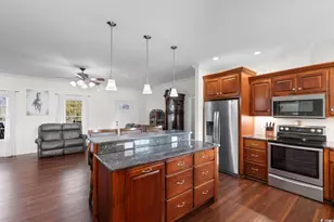 813 Sisters Rd, Loris, SC 29569 - Photo 9