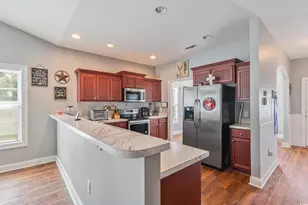 221 Maple Oak Dr, Conway, SC 29526 - Photo 3