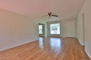 634 Hagley Dr, Pawleys Island, SC 29585 - Photo 3