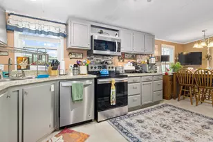 8627 Bragg Dr, Myrtle Beach, SC 29588 - Photo 17