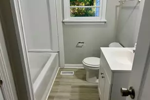 207 E Pickens St, Marion, SC 29571 - Photo 5