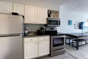 1207 S Ocean Blvd, Myrtle Beach, SC 29577 - Photo 9