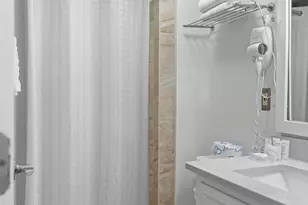 2001 S Ocean Blvd, Myrtle Beach, SC 29577 - Photo 15