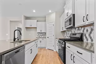 2216 Flatleaf Ct, Longs, SC 29568 - Photo 9