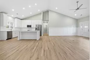 189 NW Boundary Line Dr, Calabash, NC 28467 - Photo 9