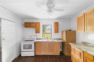 114 Henry McGill St, Marion, SC 29571 - Photo 9