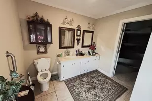 626 Camelot Rd, Lake City, SC 29560 - Photo 9