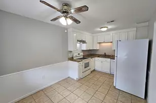 601 37th Ave N, Myrtle Beach, SC 29577 - Photo 3