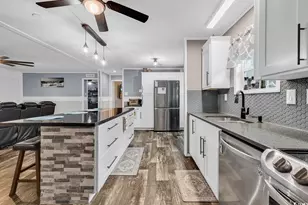 7500 Aubrey Ln, Myrtle Beach, SC 29588 - Photo 5