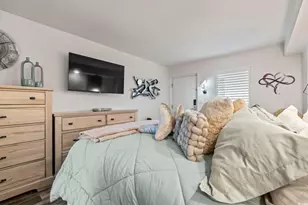 201 77th Ave N, Myrtle Beach, SC 29577 - Photo 5