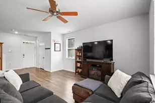 899 Snowberry Dr, Longs, SC 29568 - Photo 5