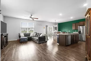 899 Snowberry Dr, Longs, SC 29568 - Photo 3