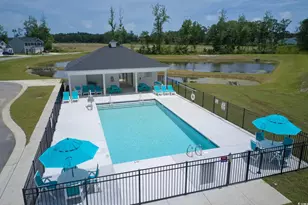 253 NW Mayflower Dr, Calabash, NC 28467 - Photo 3