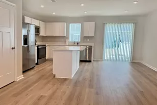 157 B Villa Grande St, Myrtle Beach, SC 29579 - Photo 3
