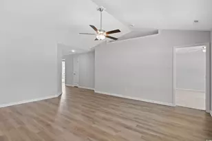 894 Owls Nest Dr, Conway, SC 29527 - Photo 3