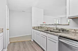 4243 Villas Dr, Little River, SC 29566 - Photo 13