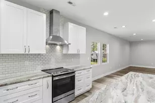 1719 Horry St, Conway, SC 29527 - Photo 5